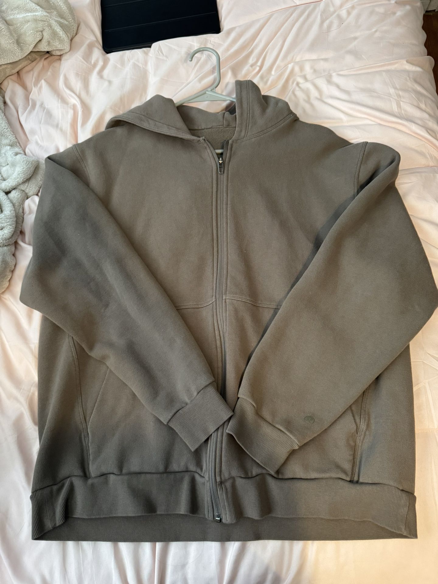 Lululemon Men’s Zip Up
