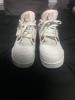 Jordan 4 Metallic Red