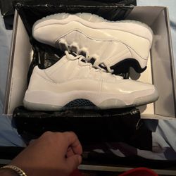 Jordan 11s