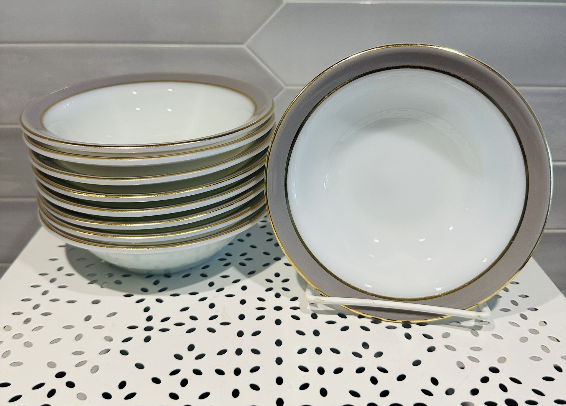 Set of 9 vintage Pyrex grey stripe with gold rim bowls . 5 1/2” across and 1 1/2” deep. Berry dessert dishes.