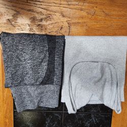 Yoga Leggings And A Shirt 