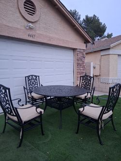 Patio Furniture Good Condition