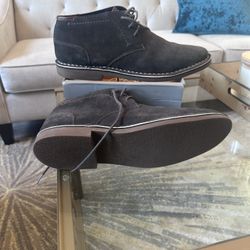 Kenneth Cole Grey Suede Chukka Boots Size 12
