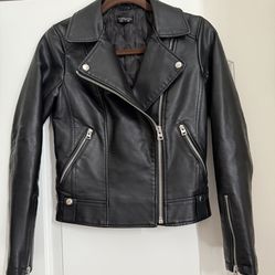 TOPSHOP Black Vegan Leather Biker Jacket Sz 2