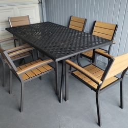 Outdoor patio furniture set 7 piece dining set table and 6 chairs 