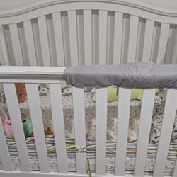 White Crib, mattress And bumpers