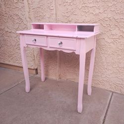 Childs Desk - $30.00