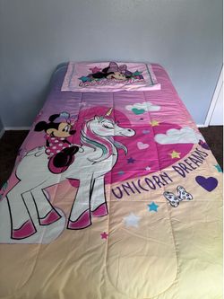 Twin set Minnie Mouse w unicorn sheet set new