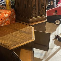 3 End Tables