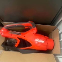 (New Still In The Box) Echo eFORCE Battery Powered Handheld Leaf Blower.  (Tool Only) 