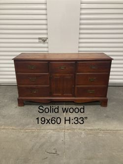 Vintage 1960s-1970s Kenlea Crafts Solid Wood Cherry Triple Dresser 