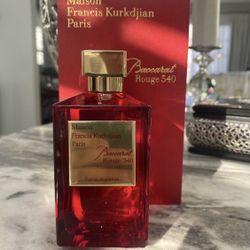 Baccarat Rogue 540 200 ML