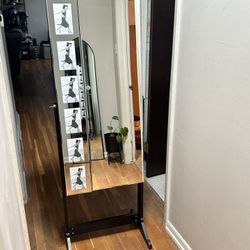 Jewely Mirror Cabinet with Photo Frames