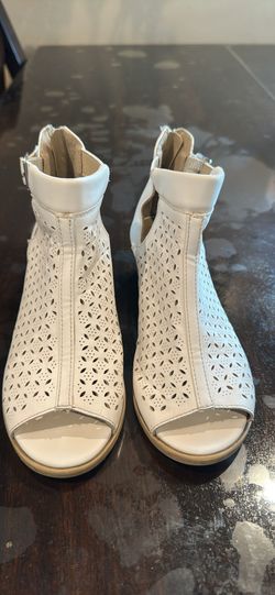 Girls Shoes