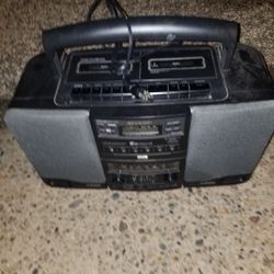 Sharp 6 Disc Am Fm Radio A Cassette Player