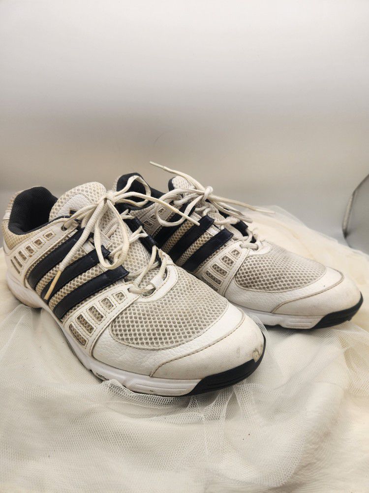 Adidas TRAXION Men Shoes, Size 10.5