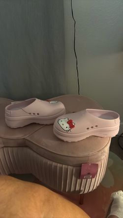 Hello Kitty X Addidas  50th Anniversary Adifom  Stan Smith  Mule