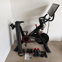 Peloton Bike With Accessories 