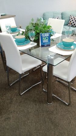 Dinning Table 