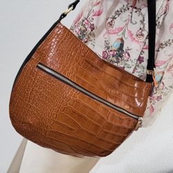 EUC Rare Italian Valentina Leather Croc Brown Hobo
