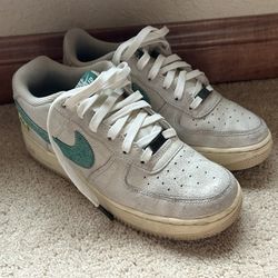 Nike Air Force 1 07’