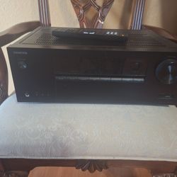 ONKYO Receiver w/ Remote (Bluetooth)
