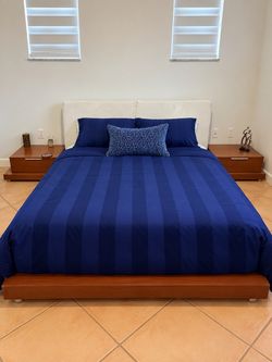 Queen bed