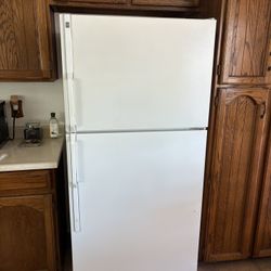 GE Fridge