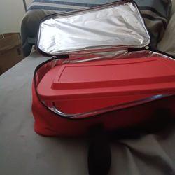 Casserole Dish And Lid With Case