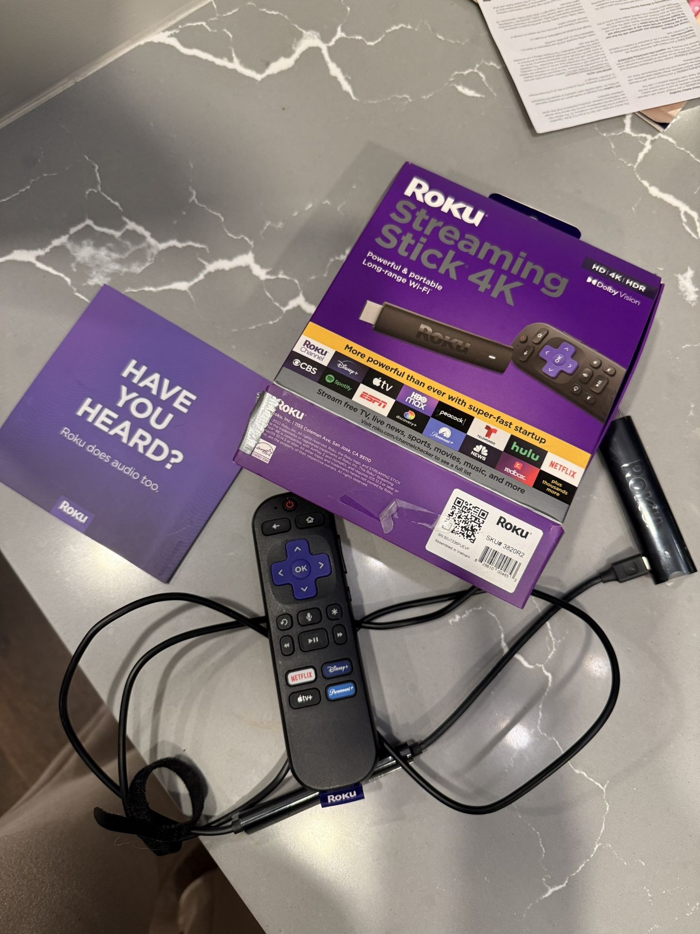 Roku Streaming 4k Stick + Full Motion Tv Mount
