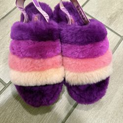 UGG Slides