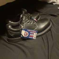 Work shoes