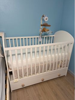 Ikea crib