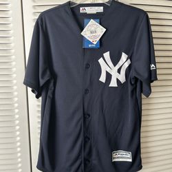Yankees Majestic MLB Jersey Size Small