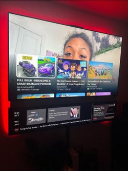 Dual screen TV