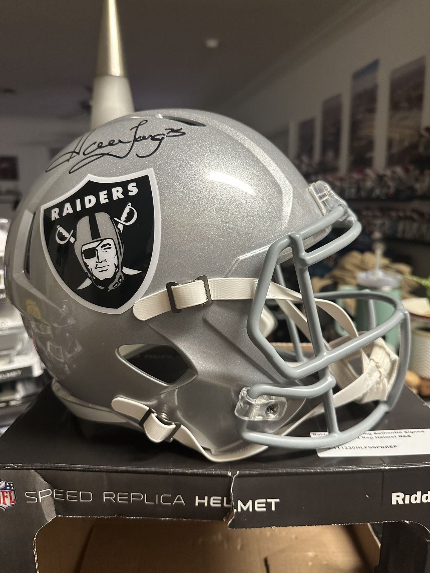 Howie Long Signed Las Vegas Raiders F/S Riddell Speed Replica Helmet Beckett