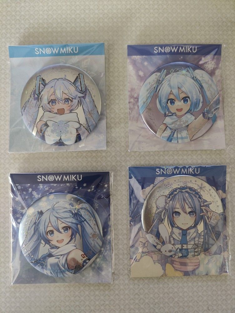 Snow Hatsune Miku Can Badges Pins