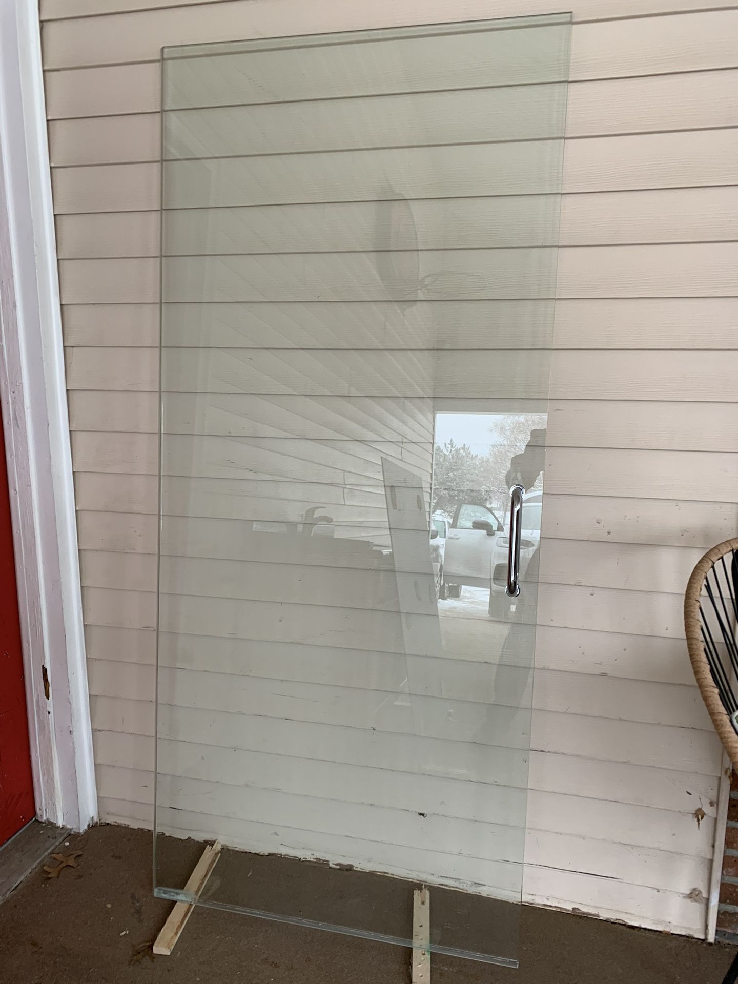 33 1/2” x 76” shower door with hardware included, 3/8” tick