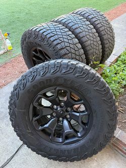 Ram trx wheels and tires 325/65/18