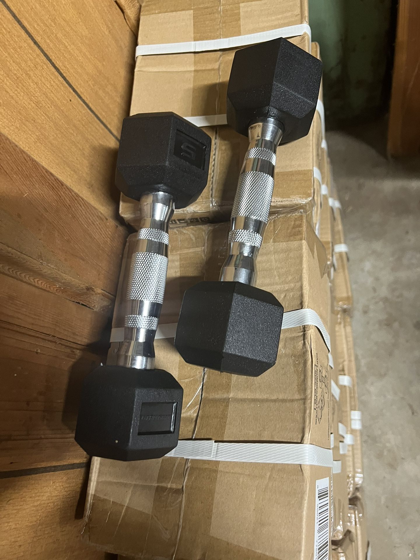 New Dumbbells 5lb Only (pair)