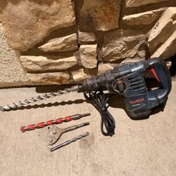 Bosch Hammer With Bits 