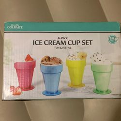 Brand new 4 piece set of handy gourmet ice cream cups