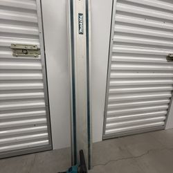 Makita 40v Track Saw With 55 Inch Track 