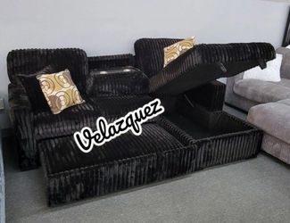 ✅️✅️2 pc Black fur like corduroy fabric sectional sofa with pop up sleep area and storage chaise drop down tray table USB ports✅️✅️