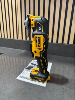 Dewalt DCS356 XR Multi-Tool New