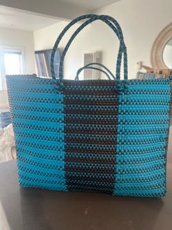 Handwoven tote