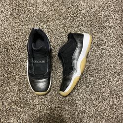 Jordan 11 Low Baron
