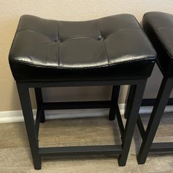 New 24 Inch Bar stools 