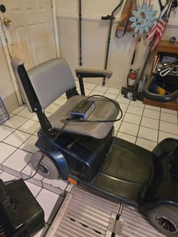 Mobility scooter