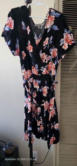 Black Floral Wrap Dress Short Sleeve